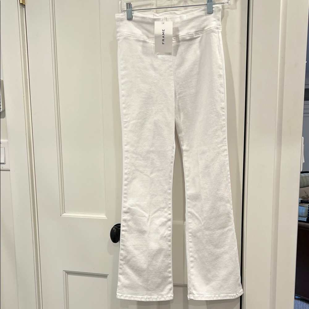Frame Women's White mini boot high rise jeans  Size 1 for waist sizes 25-29